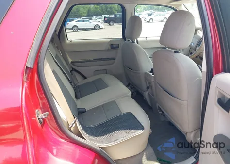 2008 Ford Escape Xlt from USA, damaged, VIN 1FMCU03Z68KA86633